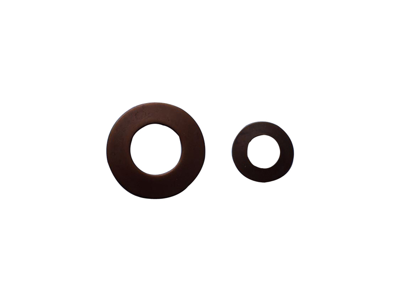 Ώ